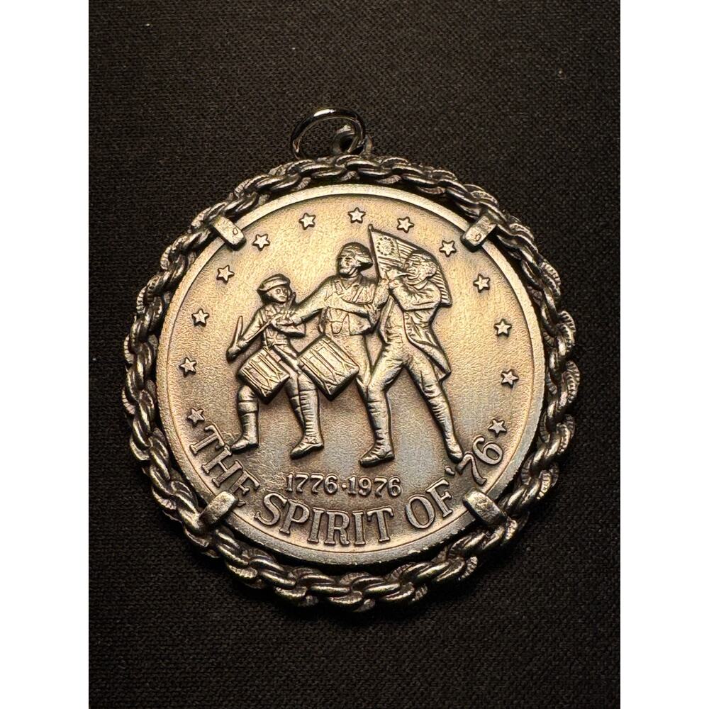 Spirit of 76 Bicentennial Medal 200 Anniversary Coin Pendant